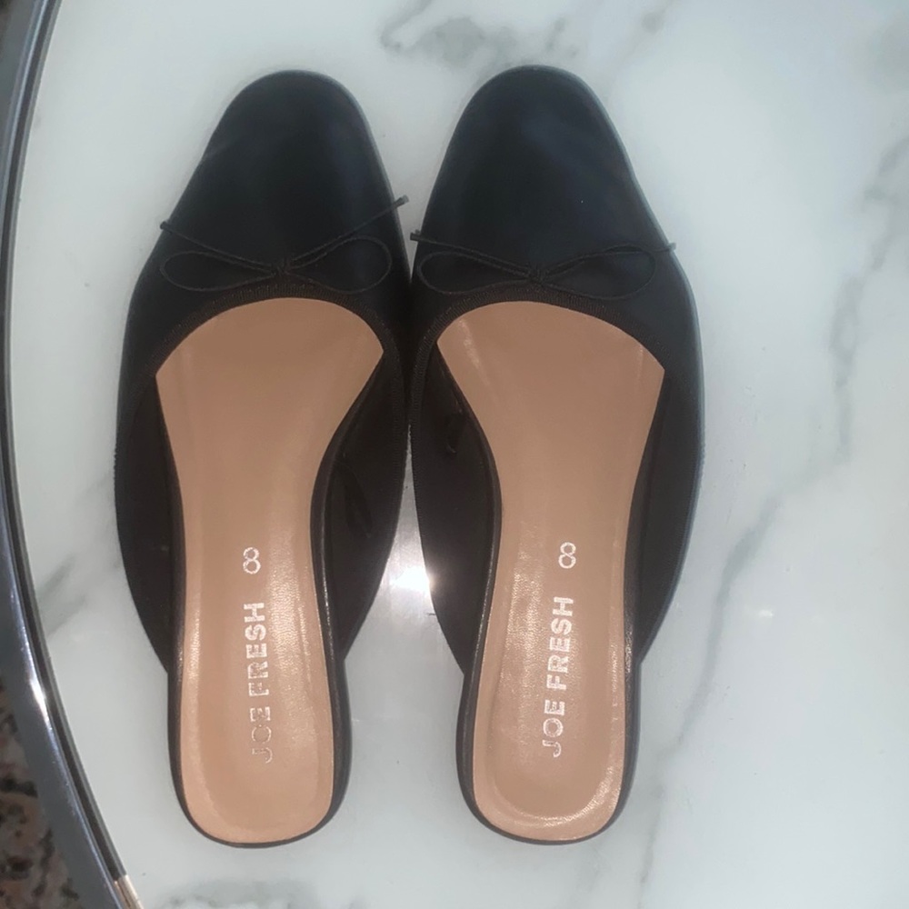 Black flats